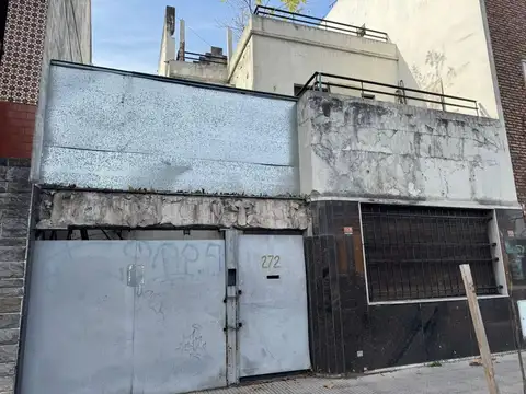 Venta - Casa a refaccionar - Floresta