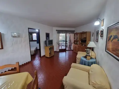 Departamento 4 ambientes con 2 baños
