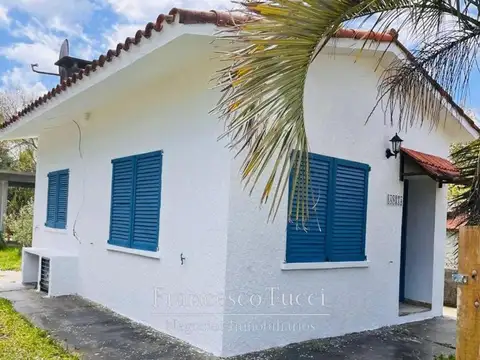 Casa en venta 2 ambientes La pedrera - Uruguay