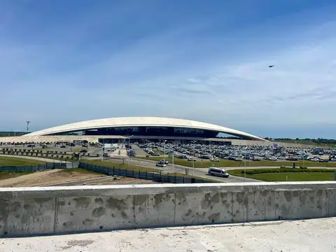 Oficina en Alquiler en Ciudad De La Costa, USD 7.139