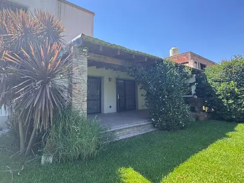 VENTA CASA ACEQUIAS ROLDAN 3 DORMITORIOS