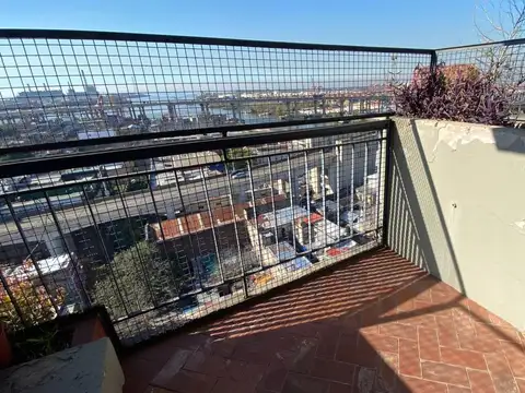 Departamento 6 ambientes con 3 baños