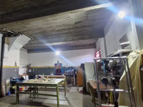 Galpon en Venta en Munro, USD 120.000