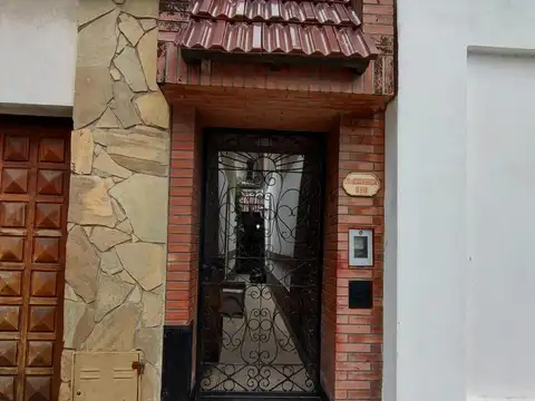 Pasaje Deheza al 800