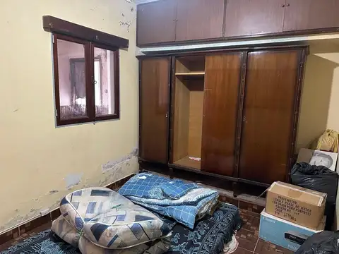 TERRENO CON CONSTRUCCION VENTA MACROCENTRO