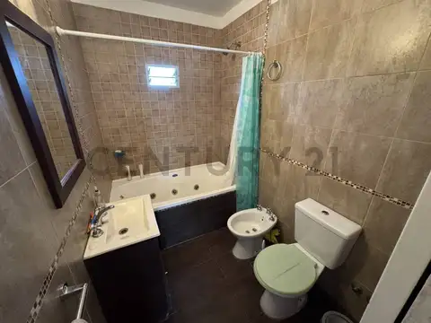 DEPARTAMENTO EN CASTELAR DE DOS AMBIENTES-APTO CREDITO