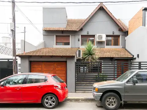Casa Venta 3 Ambientes Villa Sarmiento Haedo
