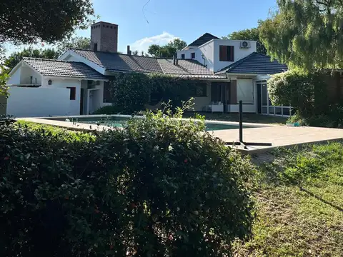 Casa en Venta de 4 dormitorios