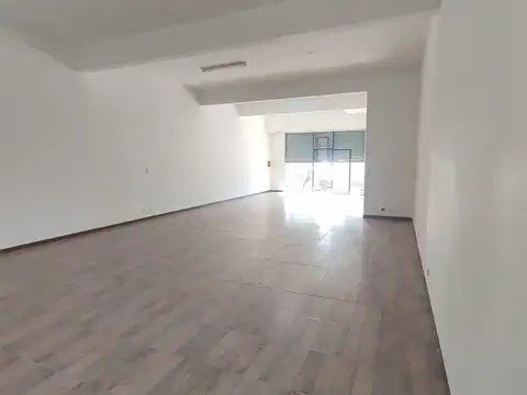 Avenida Hipólito Yrigoyen 1900