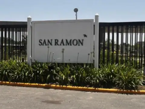 Casa  en Venta en San Ramón, Pilar del Este, Pilar