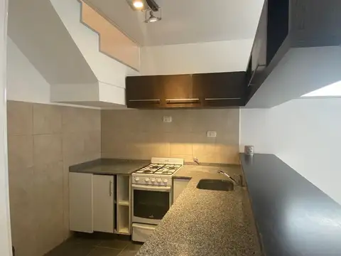 Departamento en Alquiler en Recoleta, $ 850.000