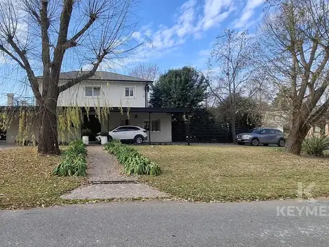 Casa en Venta en Countries y Barrios Cerrados en Fatima, USD 388.000