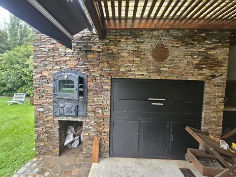 Casa en Alquiler Temporal con 1 cochera