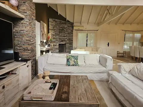 Casa en Alquiler Temporal en Santa Barbara, USD 5.000