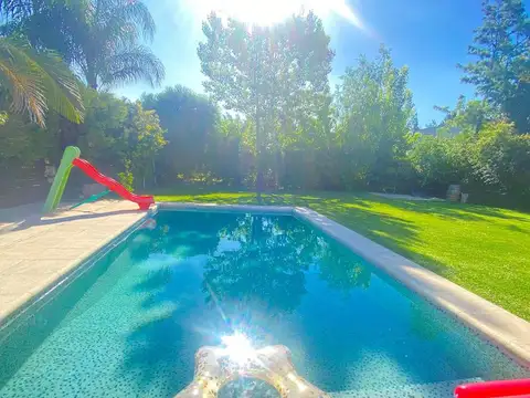 Casa en Alquiler Temporal de 4 dormitorios