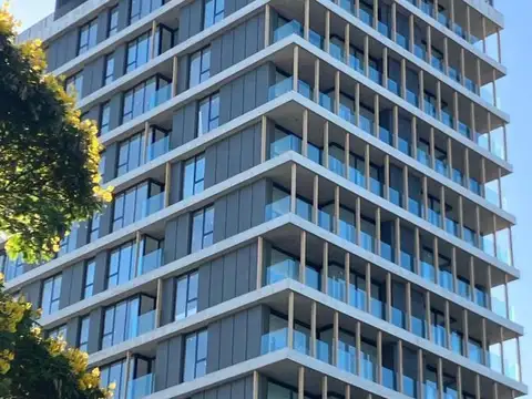 Cochera en edificio a estrenar cubierta