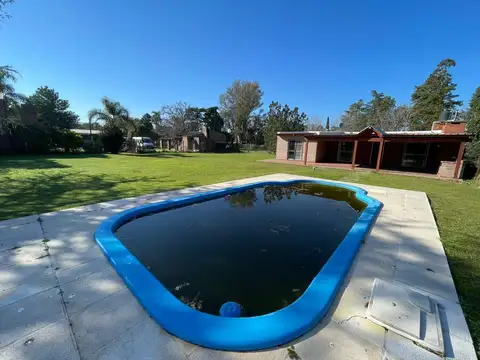 Casa 3 ambientes con 1 baño