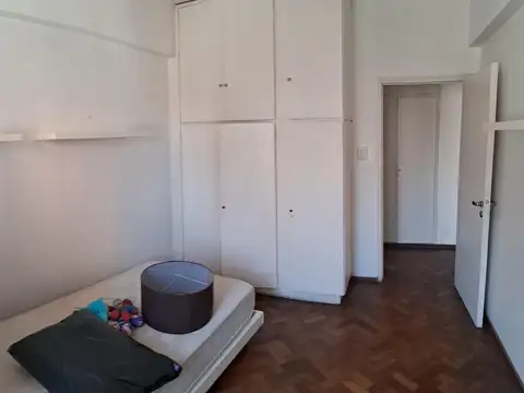 Alquiler departamento semipiso, Laprida 736. 3 habitaciones