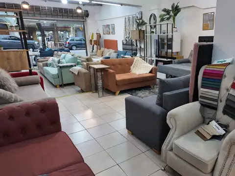 Local en Venta - Zona Comercial de Mueblerias - Balvanera