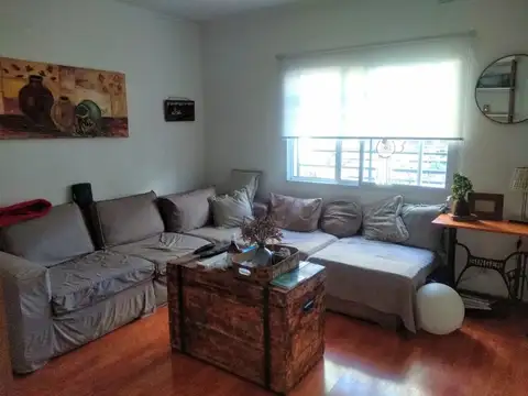 HERMOSA CASA AMERICANA EN ZONA PRIVILEGIADA 