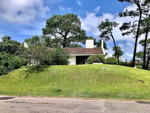 Casa en Alquiler Temporal en Lugano, USD 0