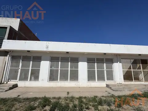 Local en Venta en General Fernandez Oro, USD 130.000