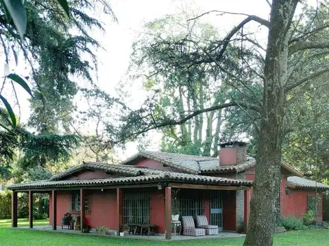 VENTA CASA PARQUE PERO AMPLIO TERRENO APTO CREDITO