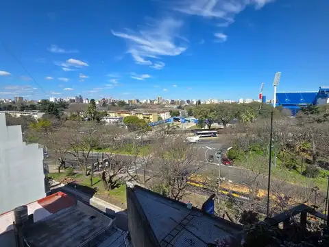 VENTA DEPARTAMENTO 3 AMBIENTES VERSALLES SEMIPISO