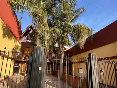 Venta | Villa Urquiza | Duplex 5 AMB - 2 coch - fondo | Nahuel Huapi al 5500