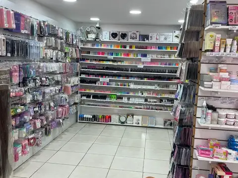 Local en Venta en Centro (Campana), USD 400.000