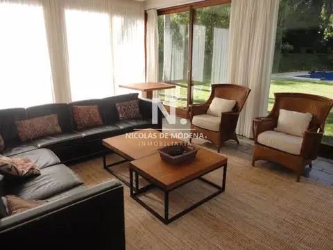 Casa 5 ambientes con 5 baños