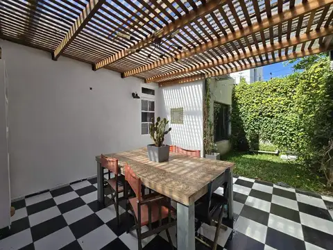 PH 4 AMBIENTES EN VENTA EN BERNAL QUINCHO Y JARDÍN