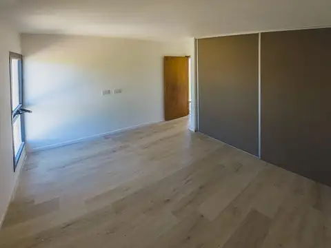 Casa en Venta en Funes Norte, USD 1