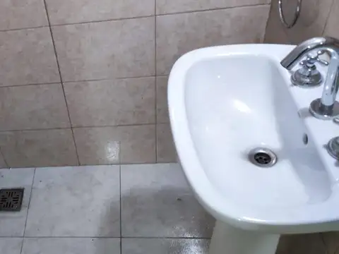 Oficina en Alquiler al Sur