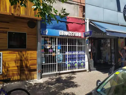 Catamarca 1610, entre Av. Luro y San Martín