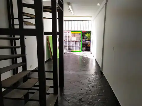 Catamarca 1610, entre Av. Luro y San Martín