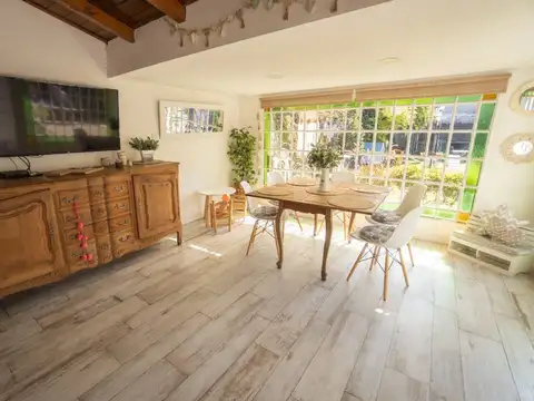 Aristóbulo del Valle 1100