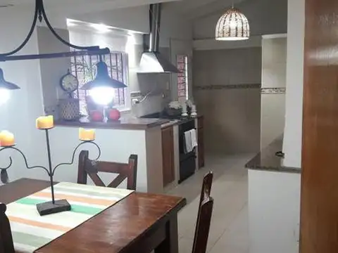 Clásico Chalet en Adrogué