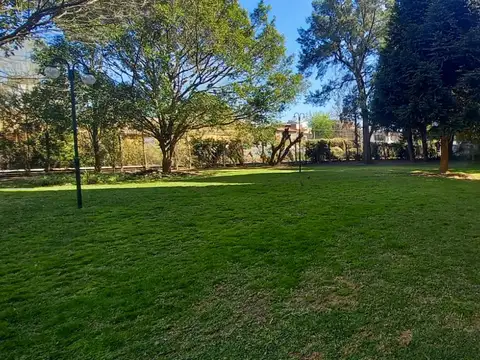 Dpto 4 ambientes al frente Super Luminoso!