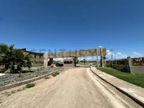 Milagros y Godoy Cruz , Piso 0