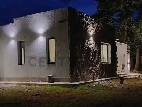 Casa en Venta en Colonia las Rosas, USD 180.000