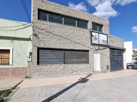 CASA + LOCAL COMERCIAL EN ZONA SUR