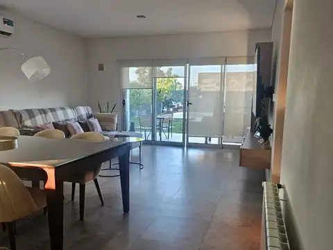 Casa en Venta en Barrio Privado Las Cortaderas 2