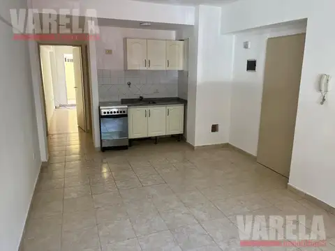 Depto Tipo Casa en Alquiler de 1 dormitorio