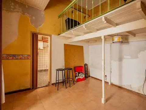 Depto Tipo Casa en Venta 74 años