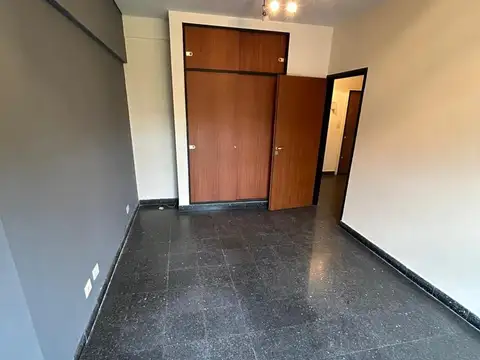 Oficina en pleno centro de Escobar