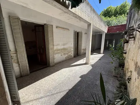Galpon en Venta en Liniers, USD 230.000