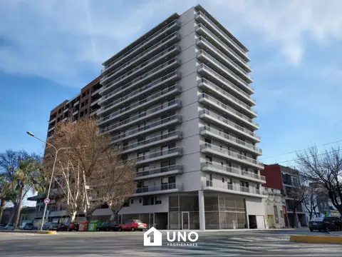 27 de Febrero 700, Piso 01