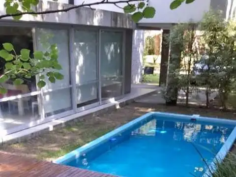 Casa en Alquiler Temporal de 4 dormitorios