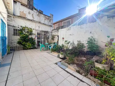 PH 4 AMBIENTES PATIO TERRAZA COCHERA PARQUE CHAS